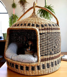Handwoven Bolga Cat Bed – Natural Pet Basket for Cats & Small Dogs with Handle
